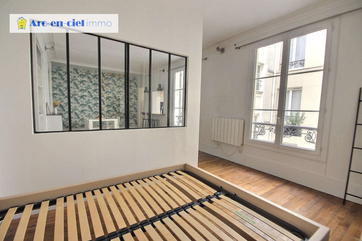 Appartement à PARIS-11E