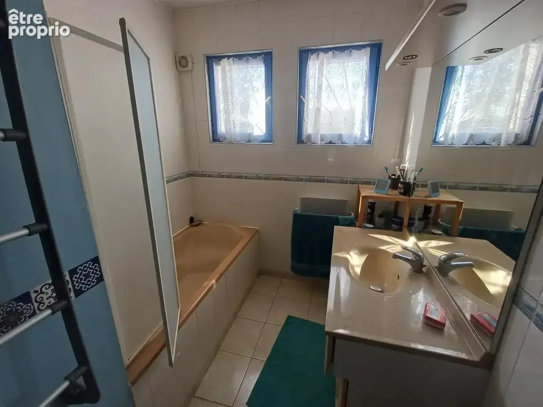 Maison 136 m² à Prouzel  - photo 8