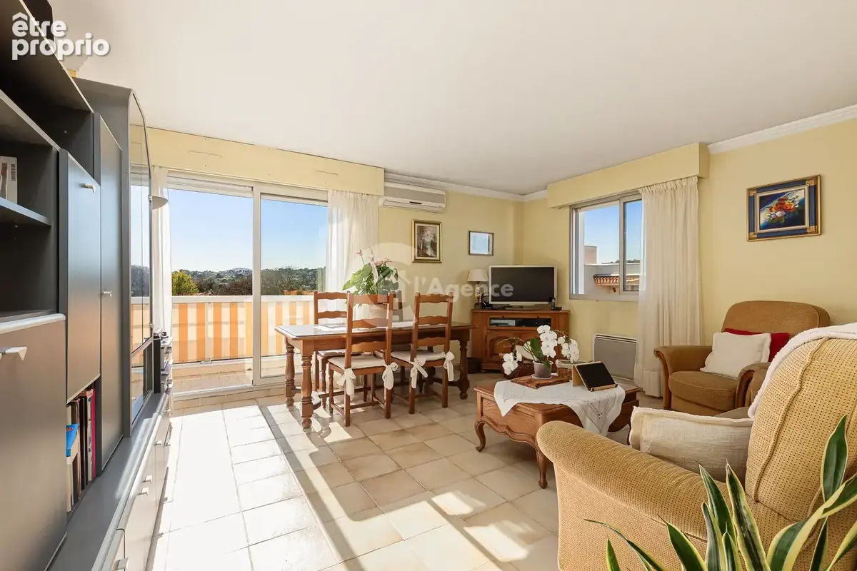 Vente de la Nue propriété d'un appartement T3 à Antibes - photo 5