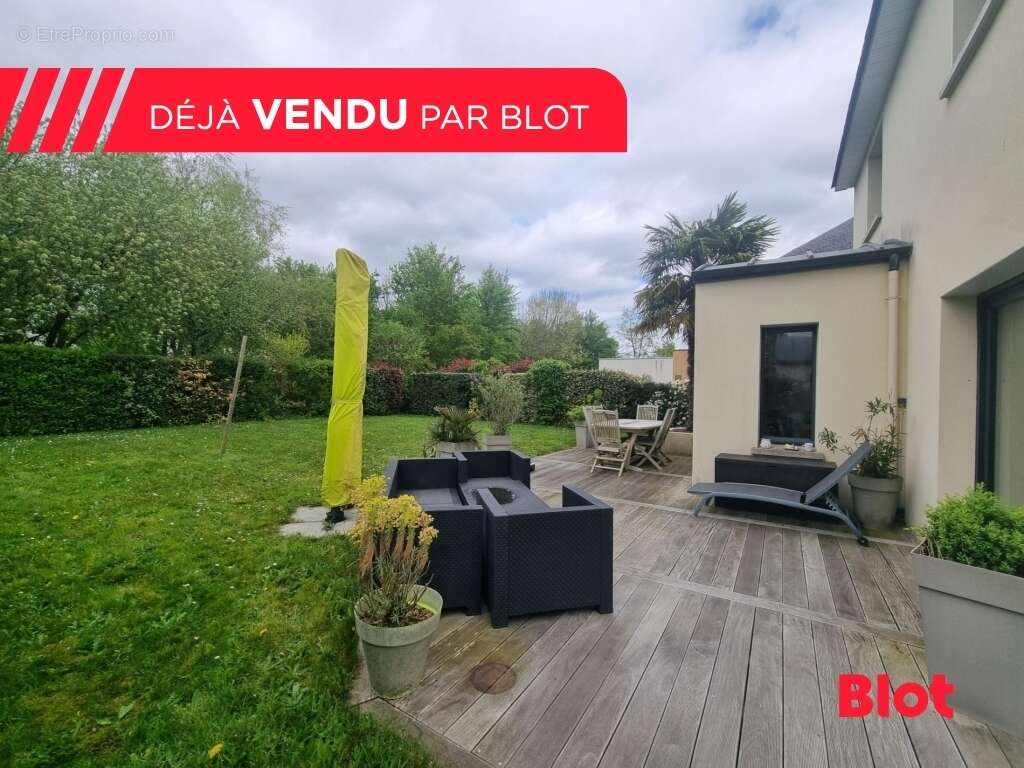 Maison 230 m² à Pace  - photo 2
