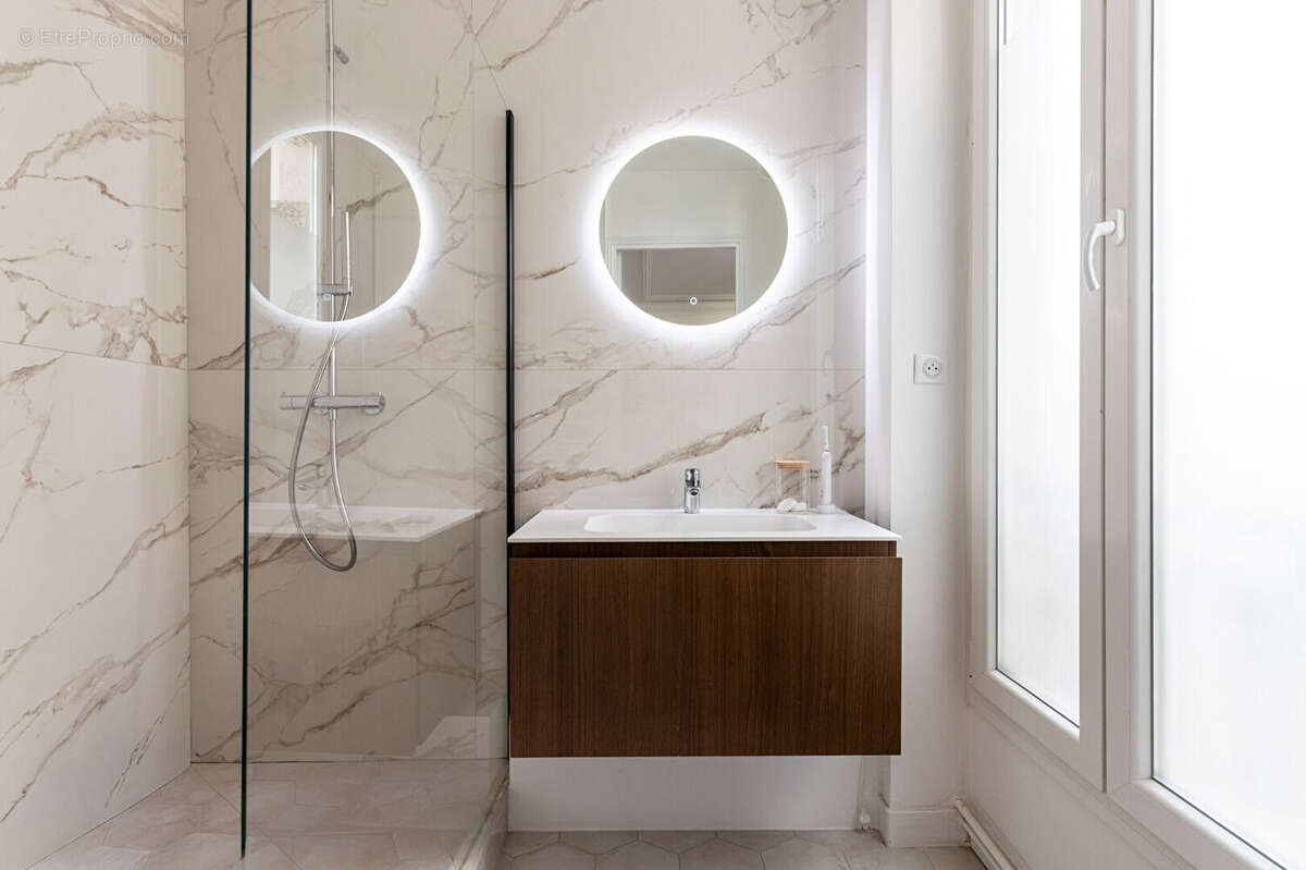Appartement à PARIS-5E