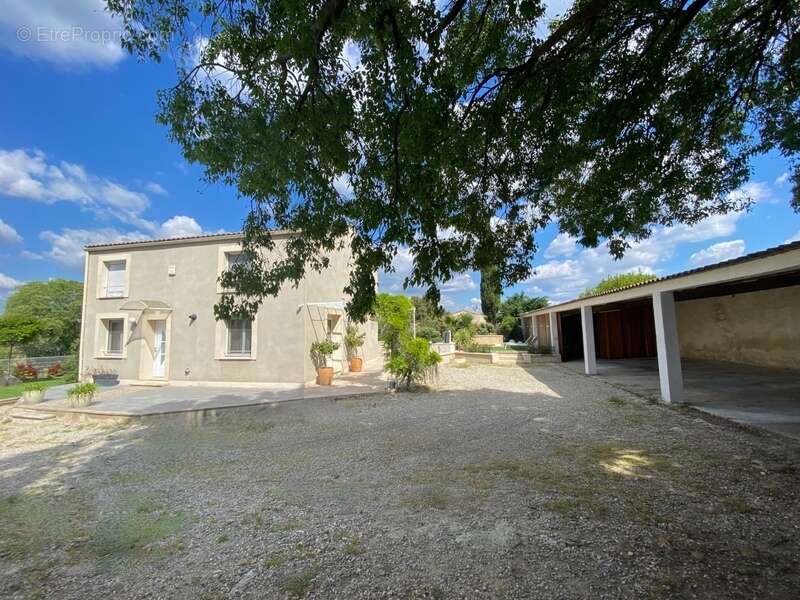 Maison à SAINT-QUENTIN-LA-POTERIE