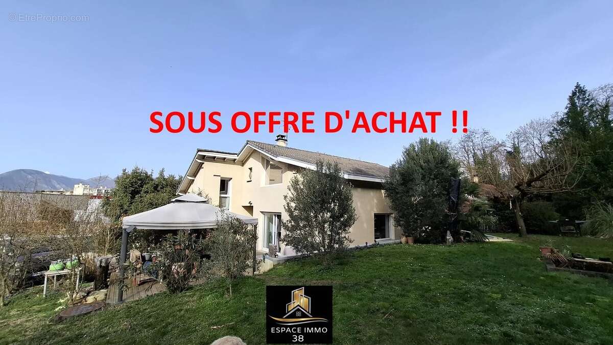 Maison à ECHIROLLES