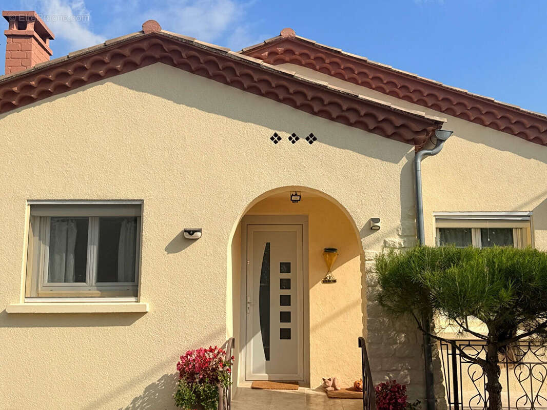 Maison à VAISON-LA-ROMAINE