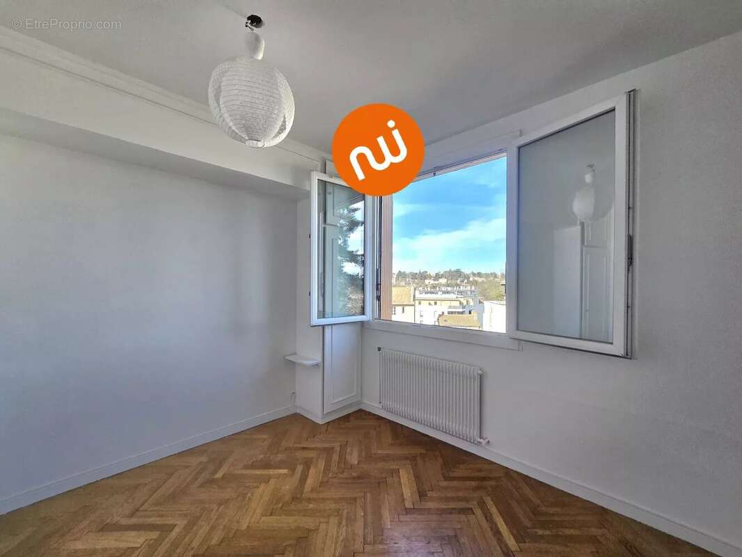Appartement à TASSIN-LA-DEMI-LUNE