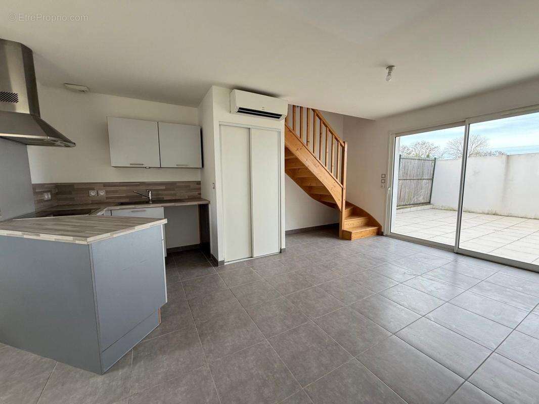 Maison à SAINT-XANDRE