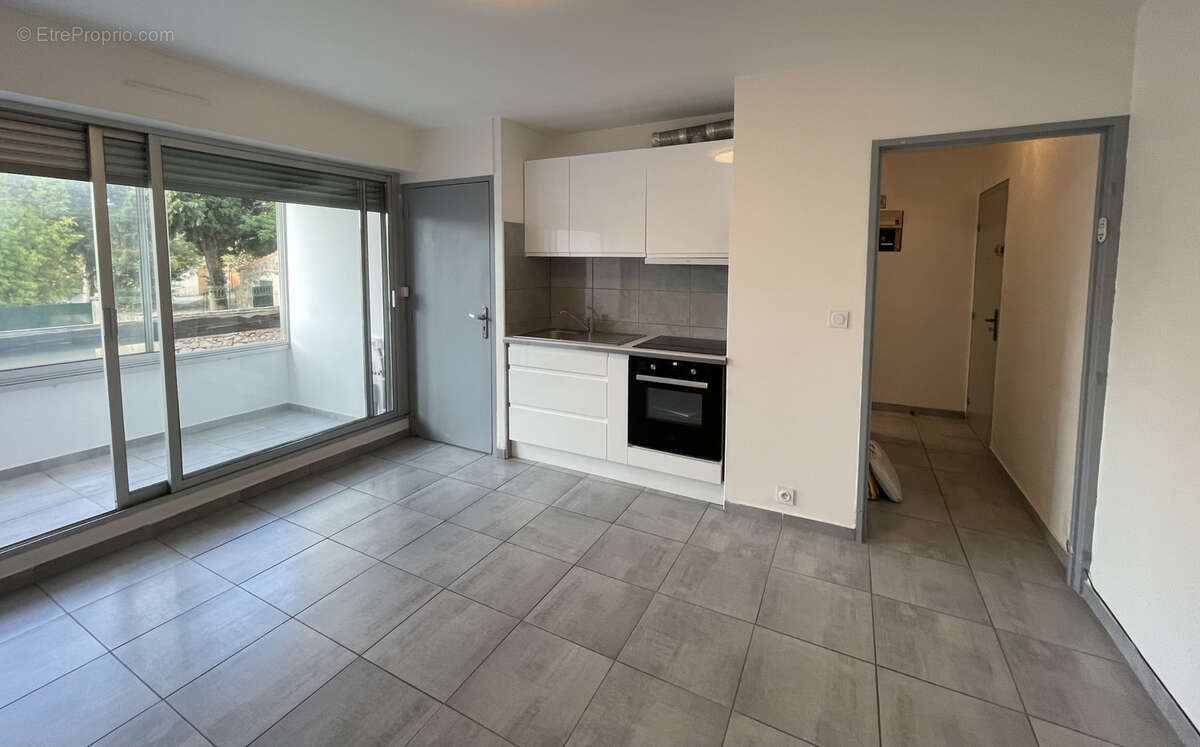 Appartement à LUNEL