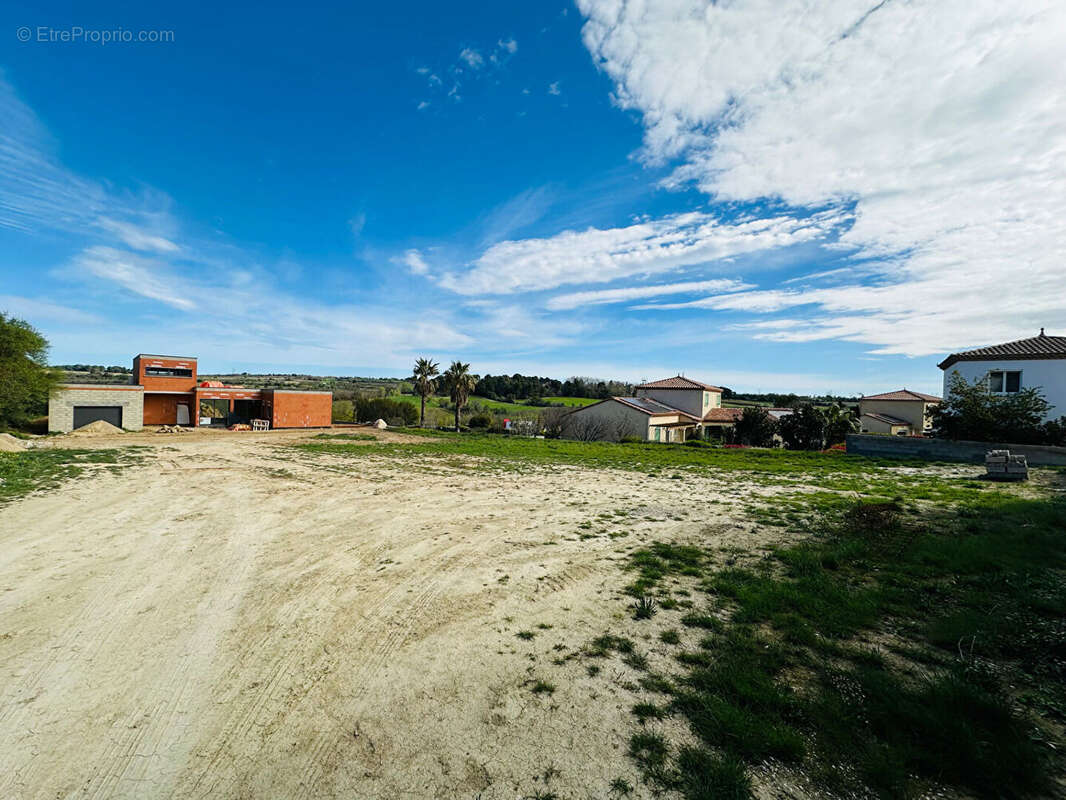 Terrain à BEZIERS