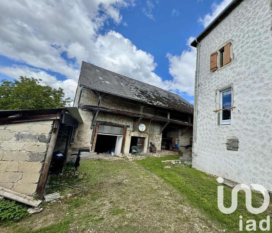 Photo 7 - Maison à VIRIEU-LE-PETIT