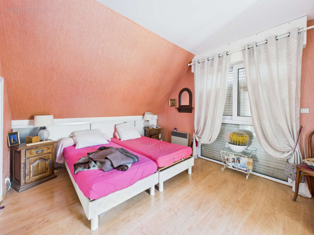 Maison à SAINT-JEAN-DE-BEAUREGARD