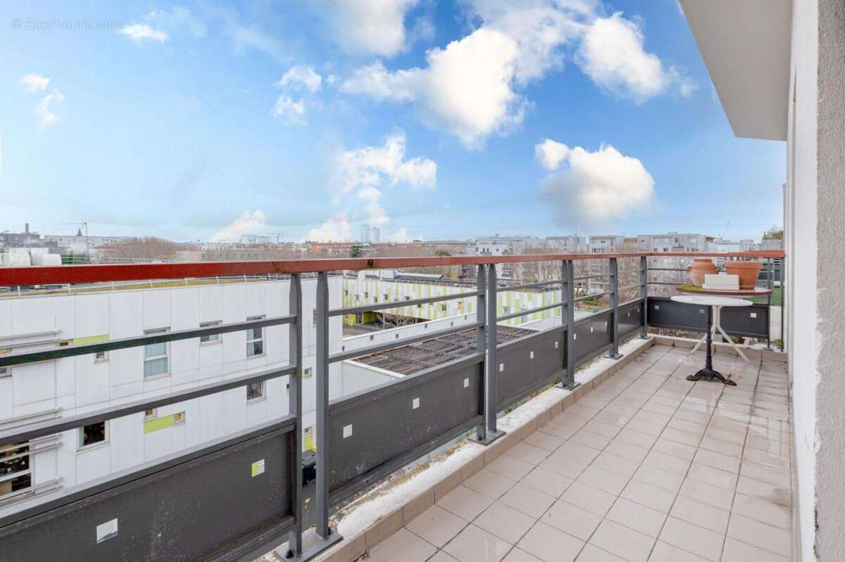 Appartement à SAINT-DENIS