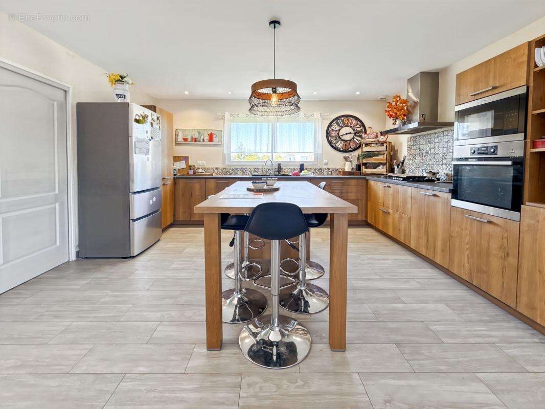 Maison à MARSAC-SUR-L'ISLE