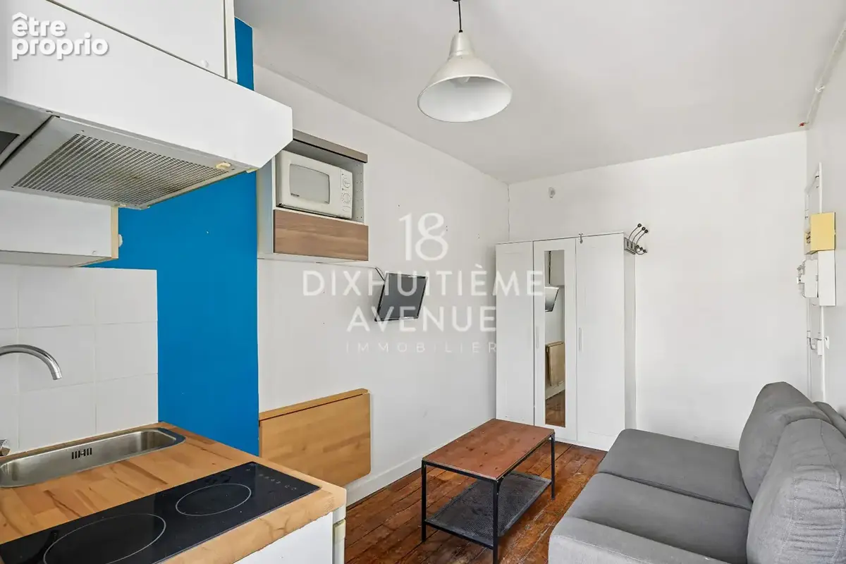 Boulevard Barbès, studette 12,5m² vue Sacré-Coeur - photo 6