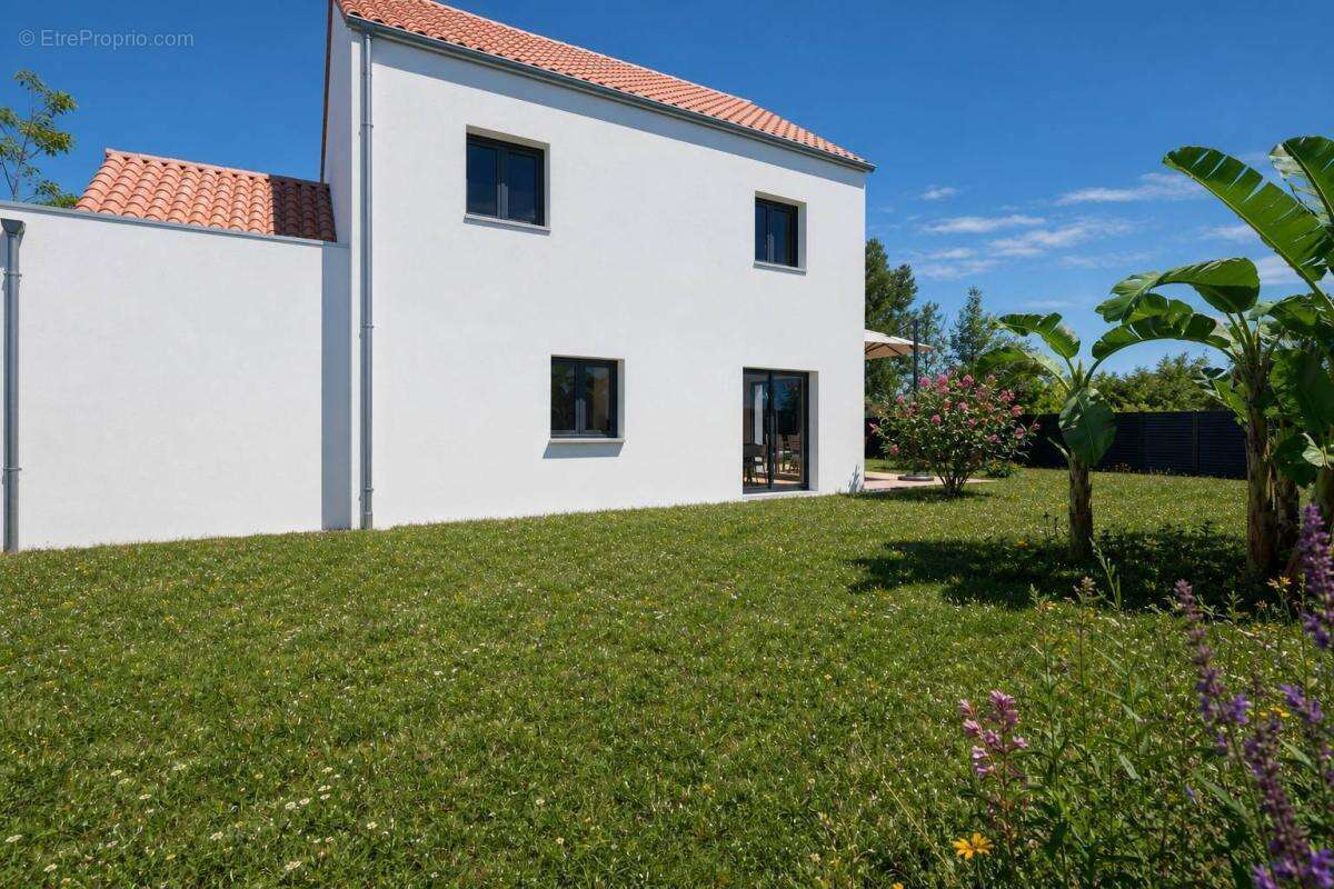 Terrain constructible - sainte pazanne - proche bourg - photo 3