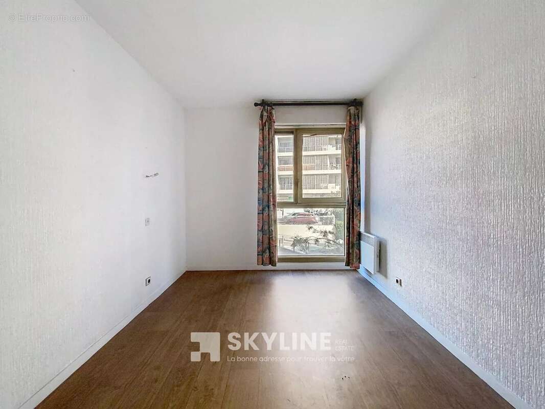 Appartement à MARSEILLE-6E