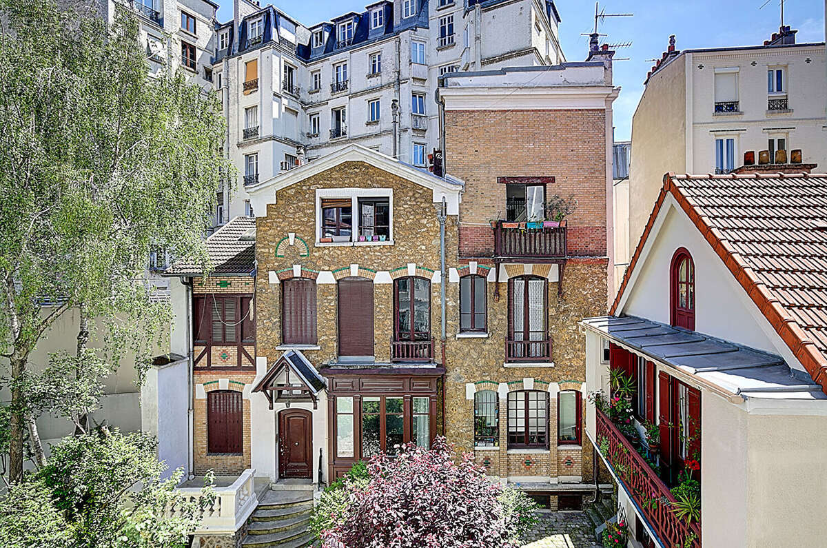 Appartement à PARIS-18E
