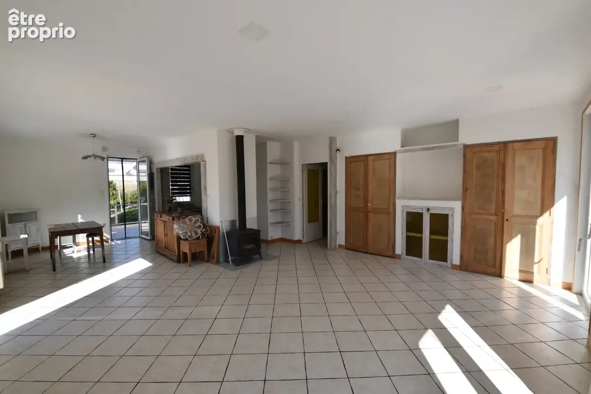 Maison à vendre 5 pièces LA MOTTE SAINT JEAN (71) - photo 4
