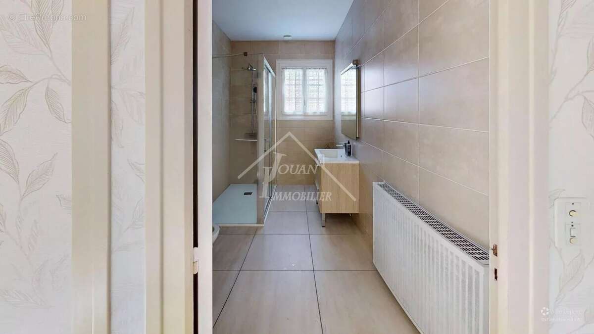 Maison à VARENNES-SUR-ALLIER