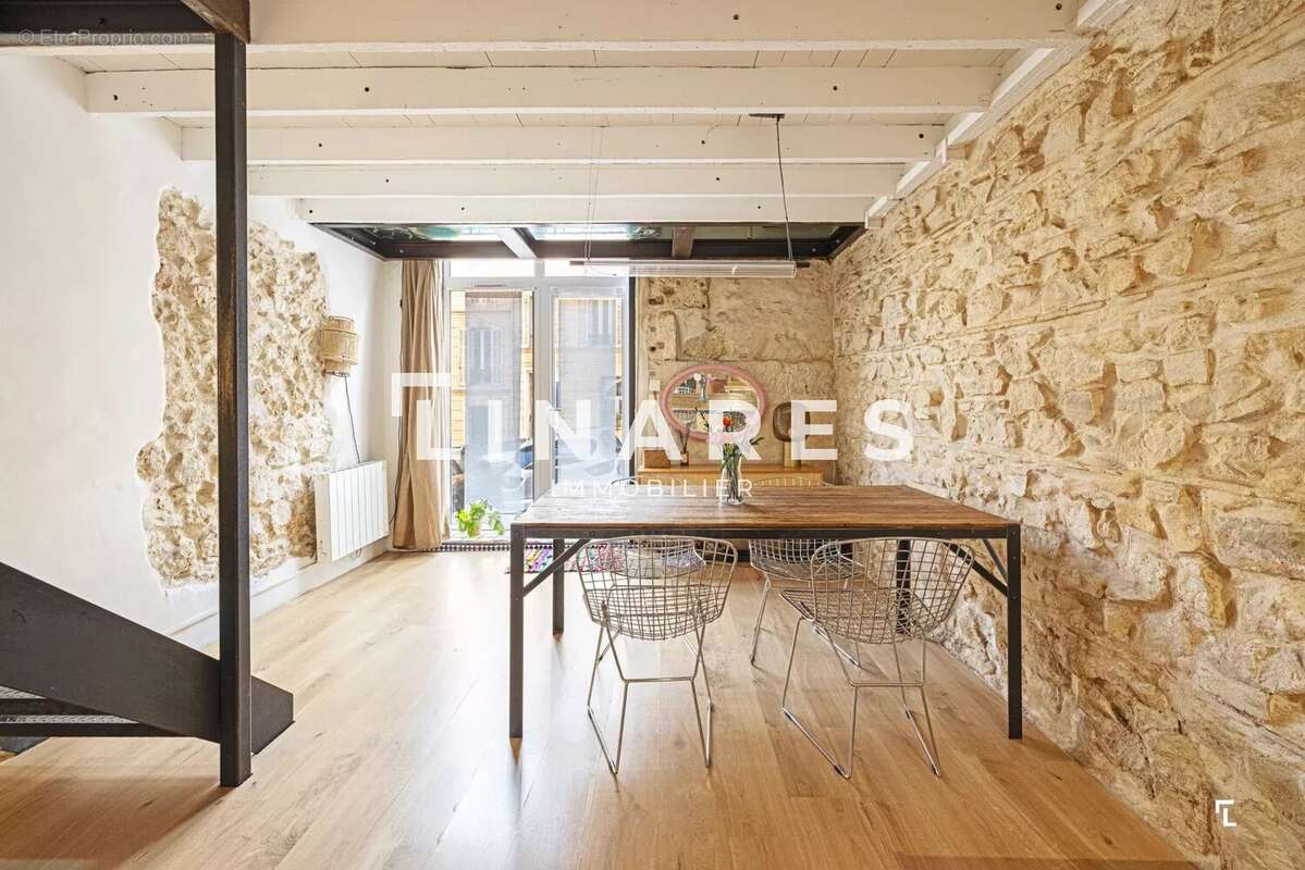 Appartement à MARSEILLE-6E