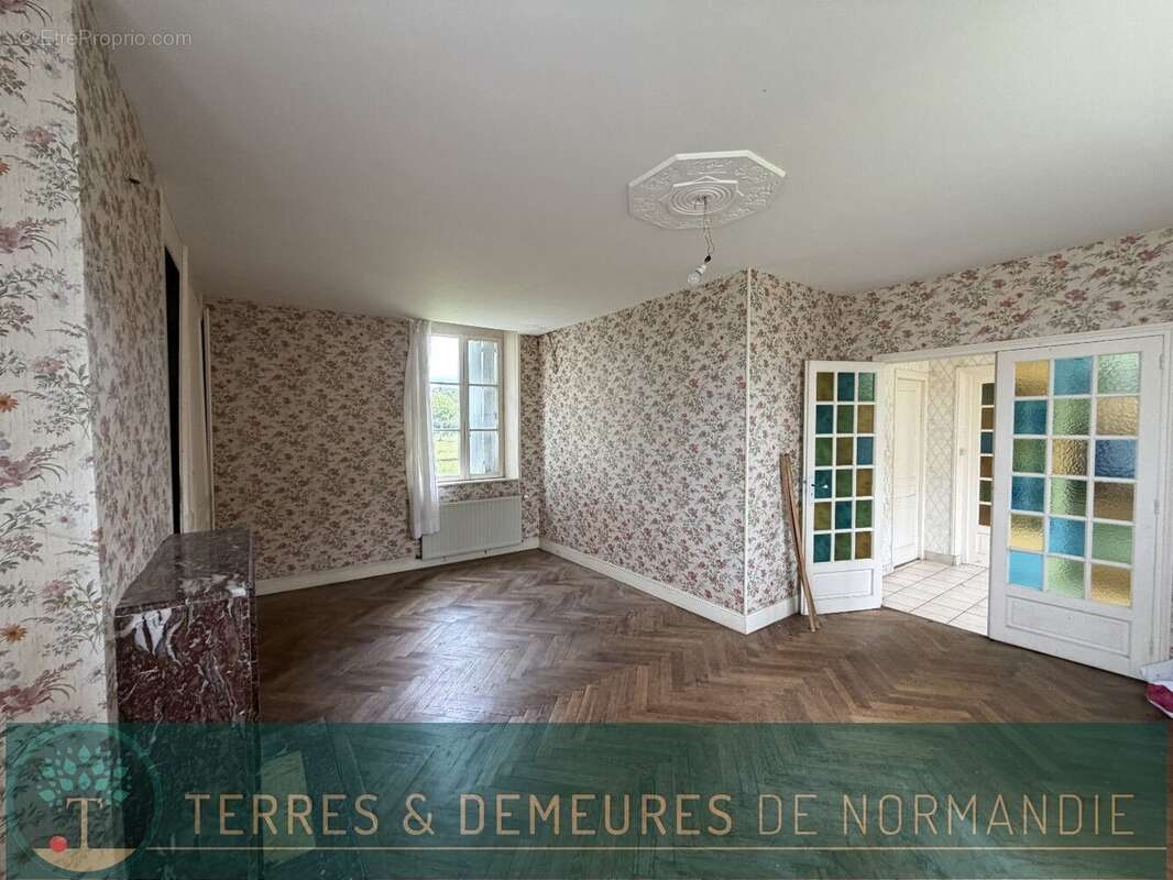 Maison de caractère avec dépendance sur 1,2 hectare à 8 km de Honfleur - photo 3