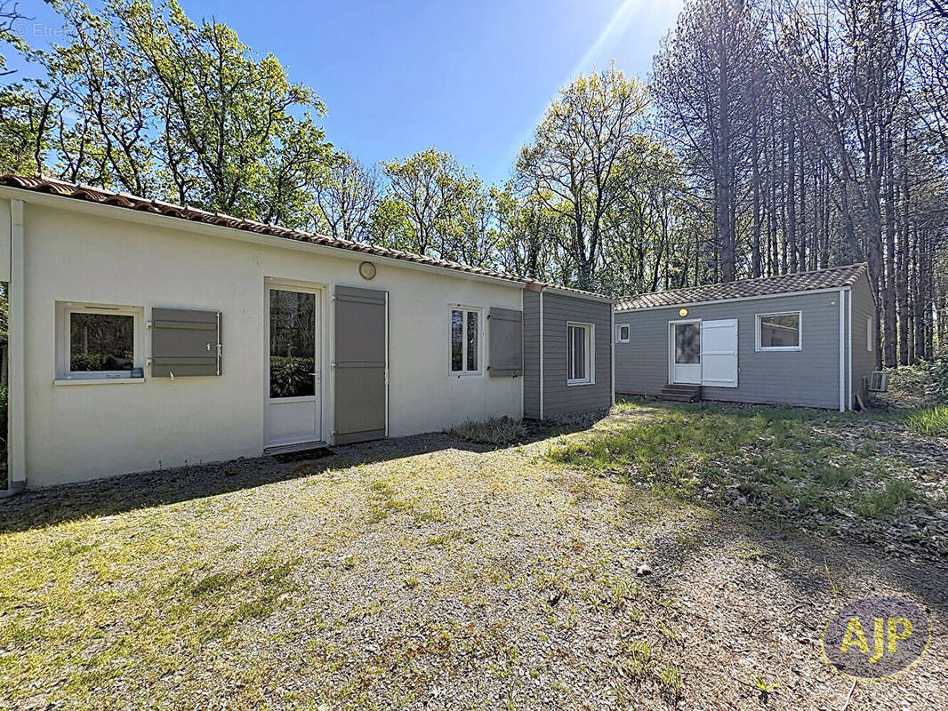 Maison à SAINT-URBAIN