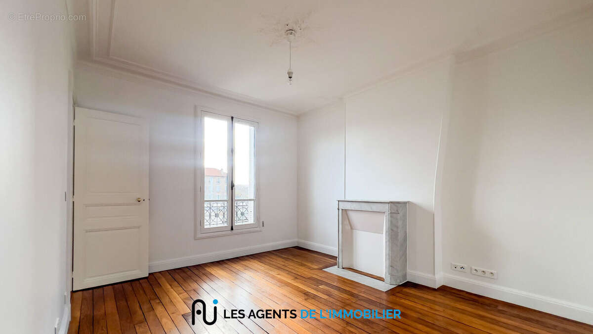 Appartement à NANTERRE