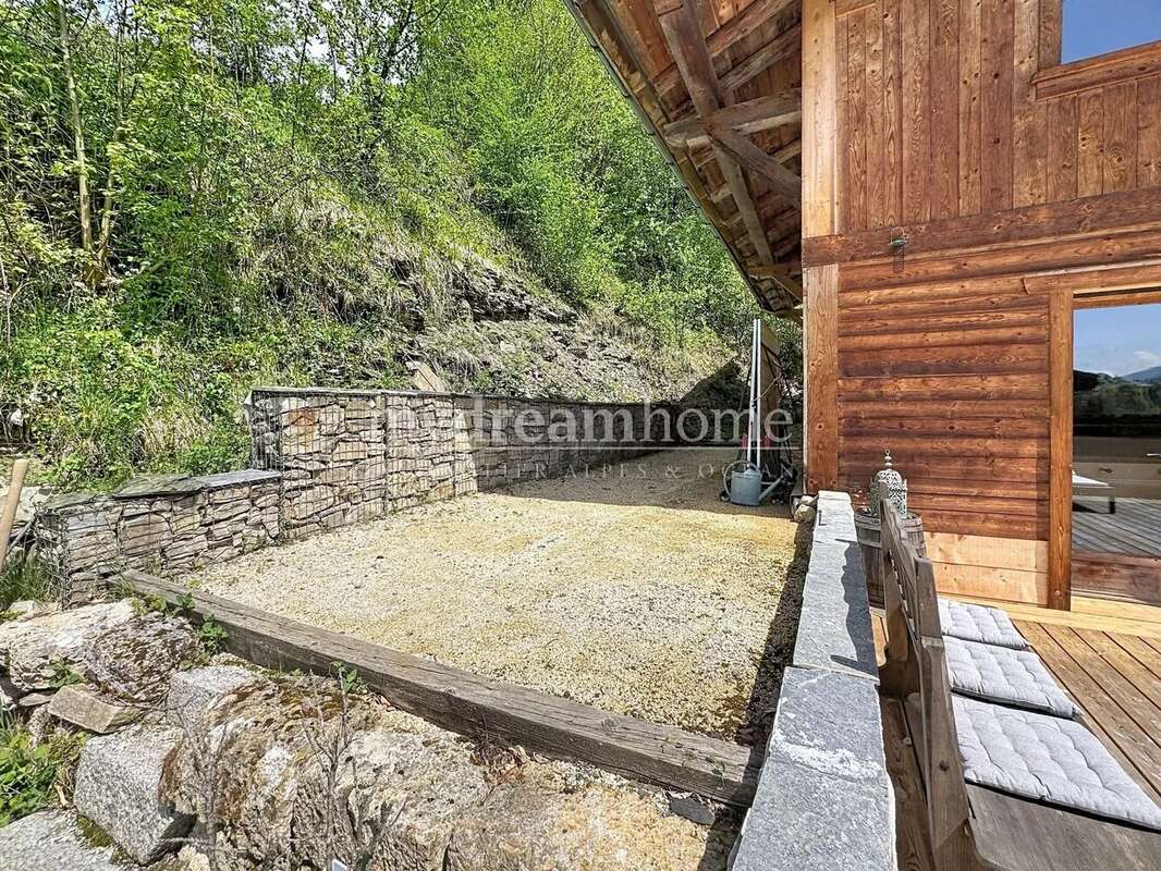 Chalet confortable de 340m², centre de Flumet (73590) - photo 29
