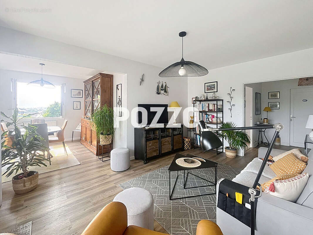 Appartement à DONVILLE-LES-BAINS