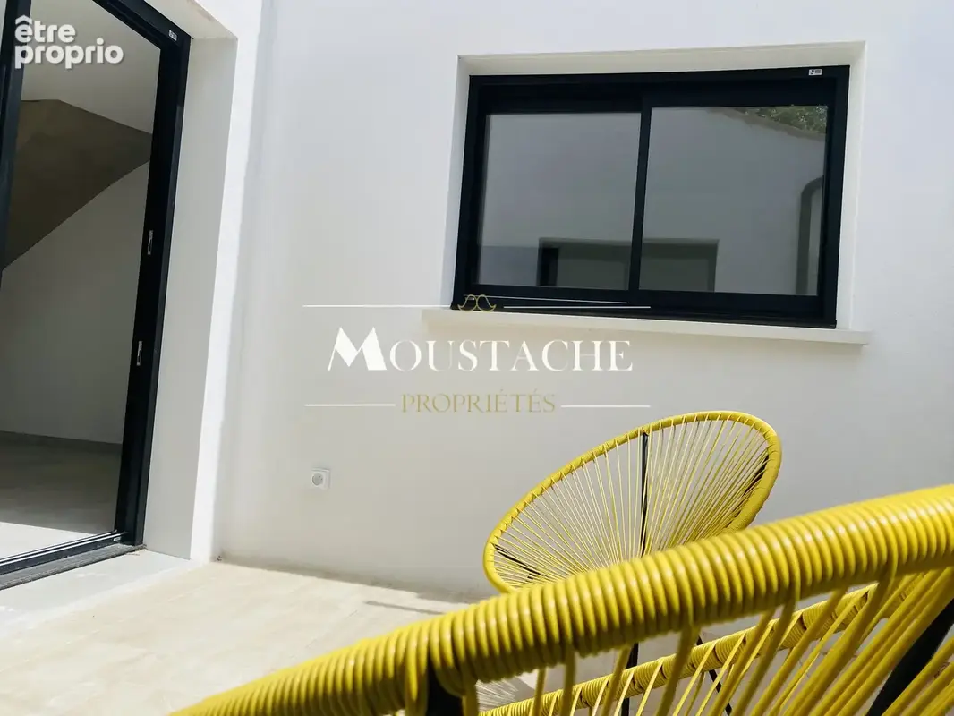 Villa  au style contemporain avec patio - 200 m du centre-ville de vaux sur mer - - photo 2