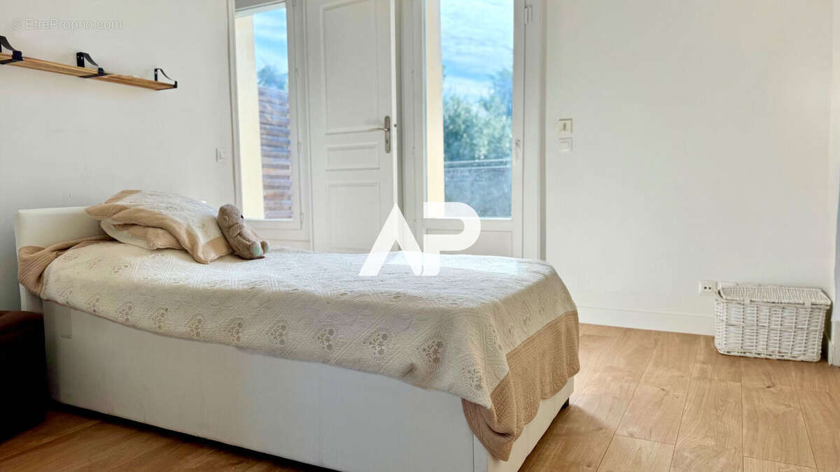 Maison à MONTMORENCY