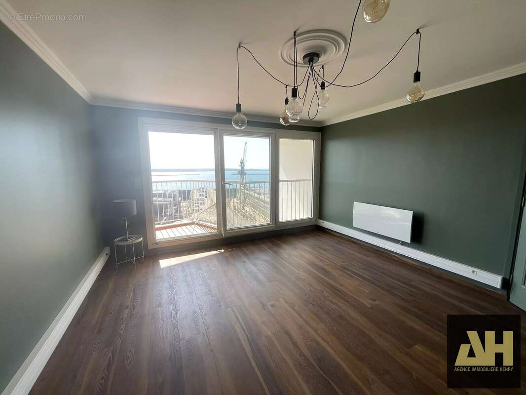 Exclusivité – appartement d'exception - vue mer panoramique - ascenseur privatif - 5 chambres - parkings - photo 5