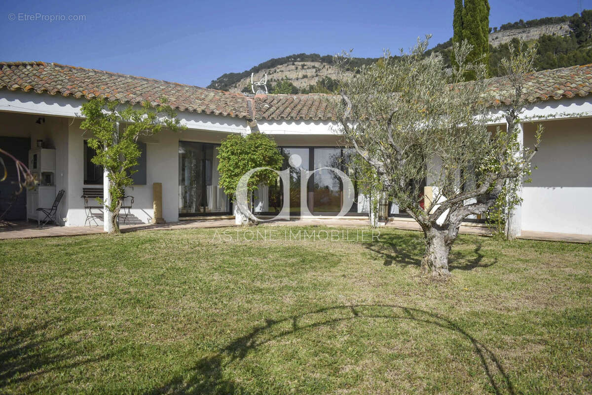 Maison à CASSIS
