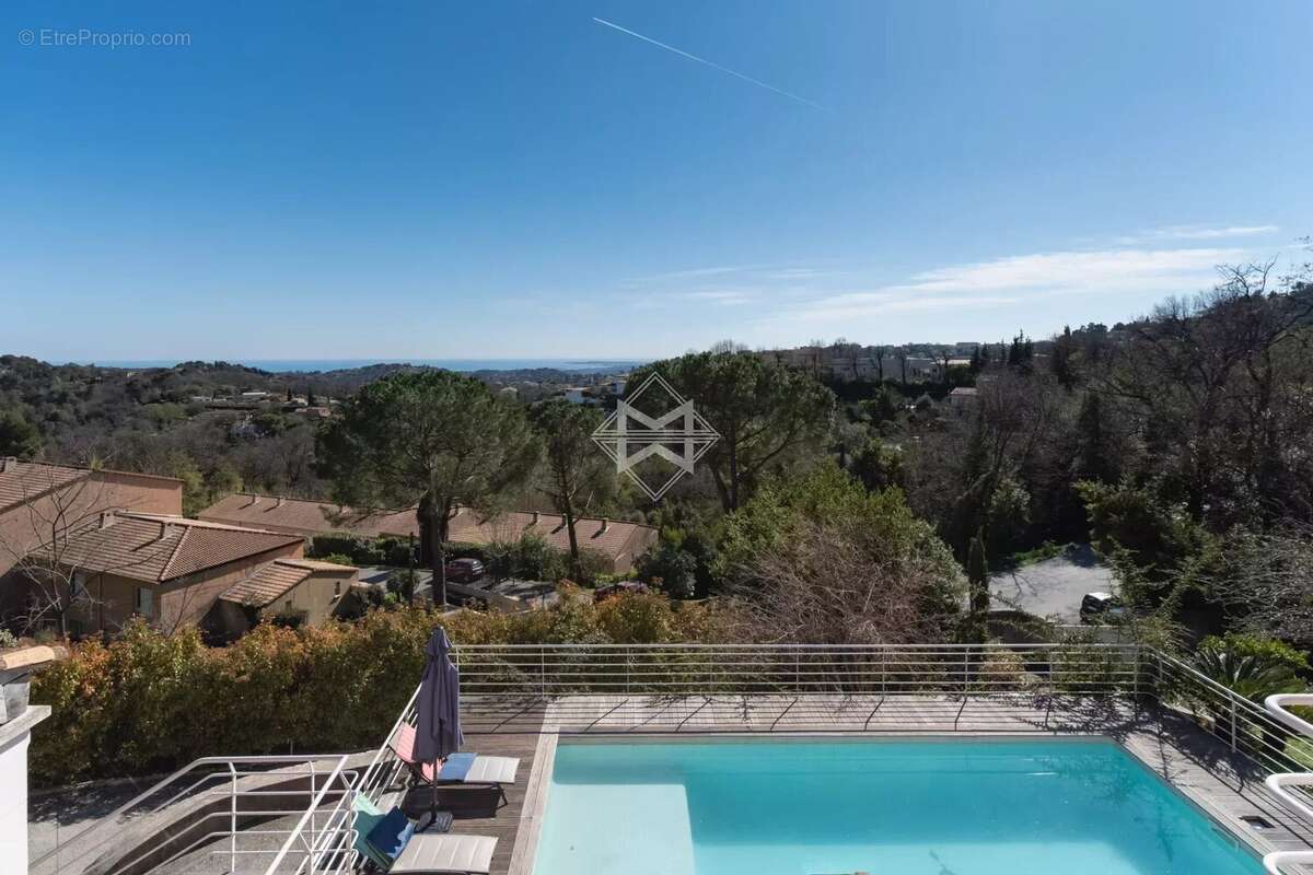 Maison à VENCE