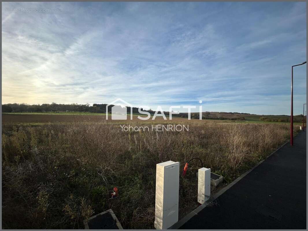 Photo 2 - Terrain à THIERVILLE-SUR-MEUSE