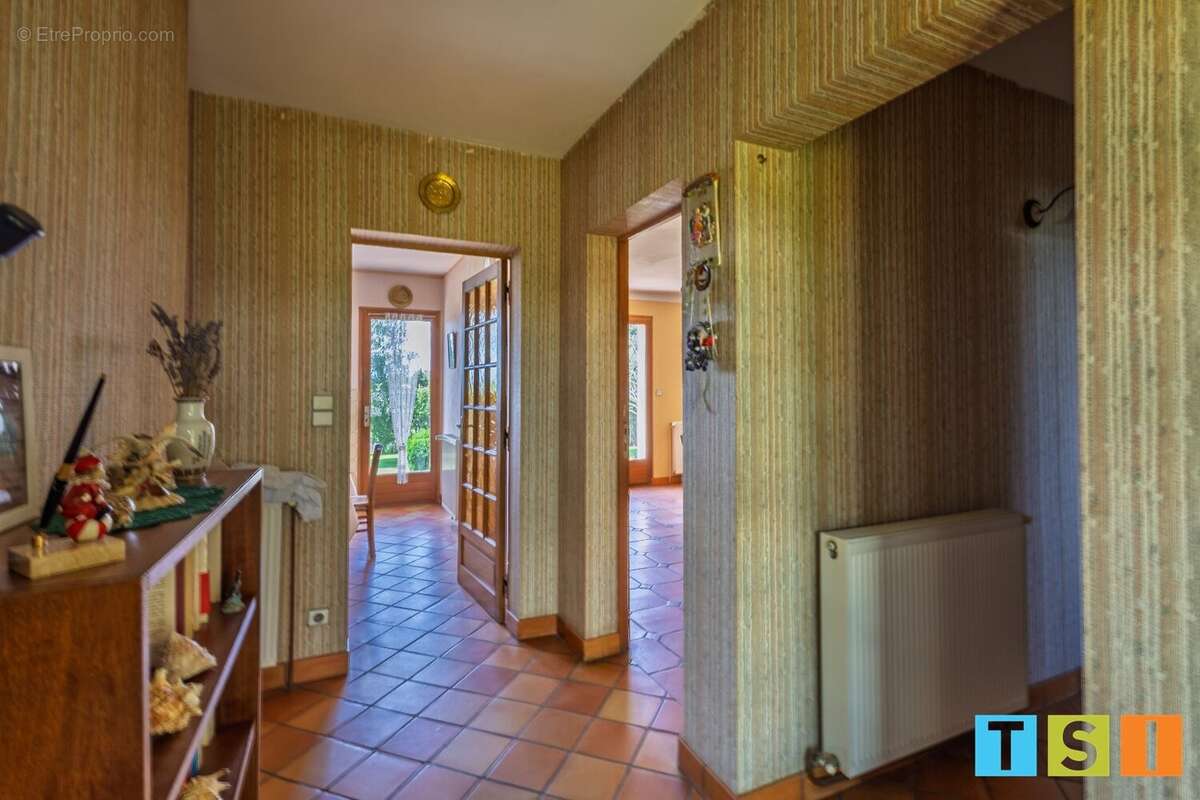 Maison à LE FOUSSERET