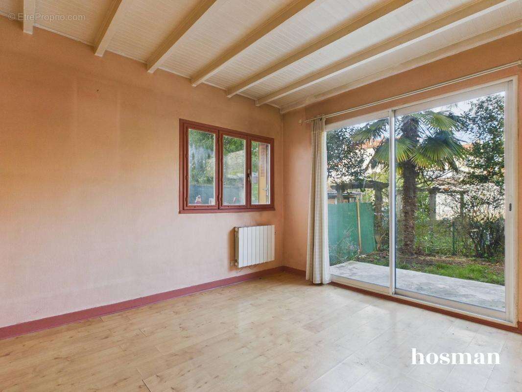 Appartement à LYON-8E