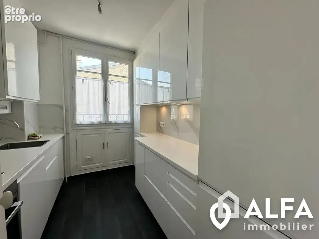 Enghien-les-Bains  /  Emplacement de premier choix /  3 pièces traversant 60 m² - photo 7