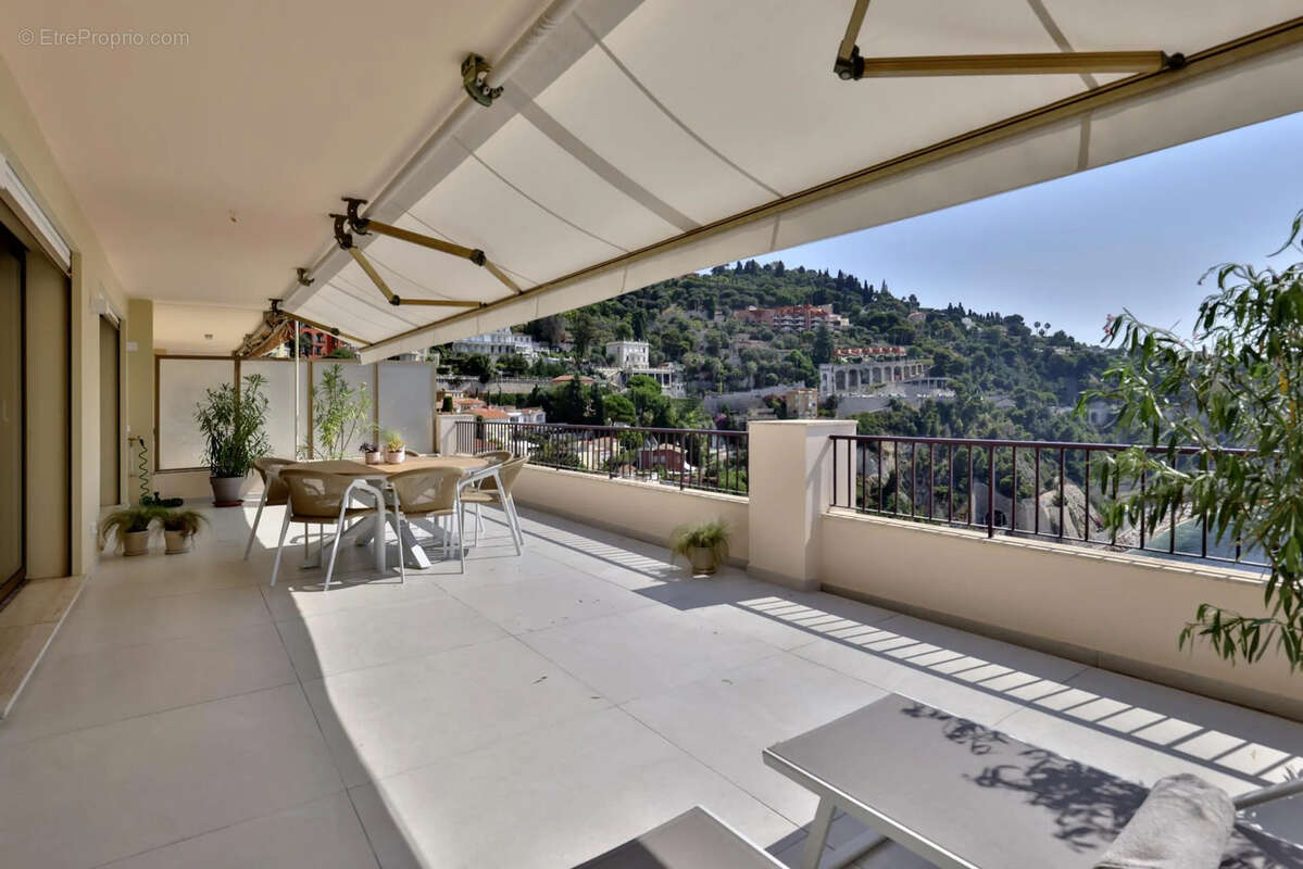 Appartement à VILLEFRANCHE-SUR-MER