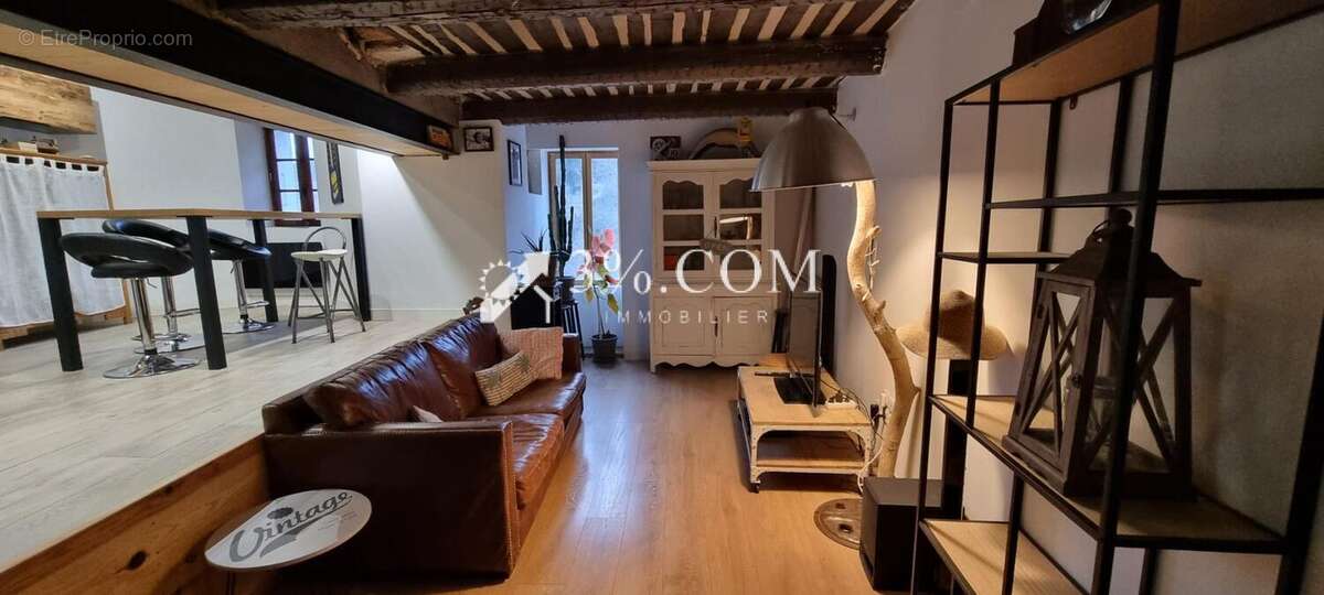 Maison à SAINTE-JALLE