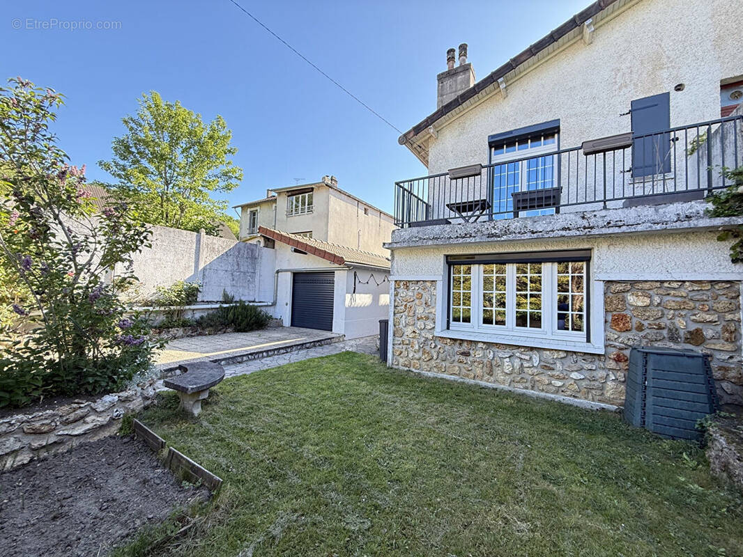 Maison à JOUY-EN-JOSAS