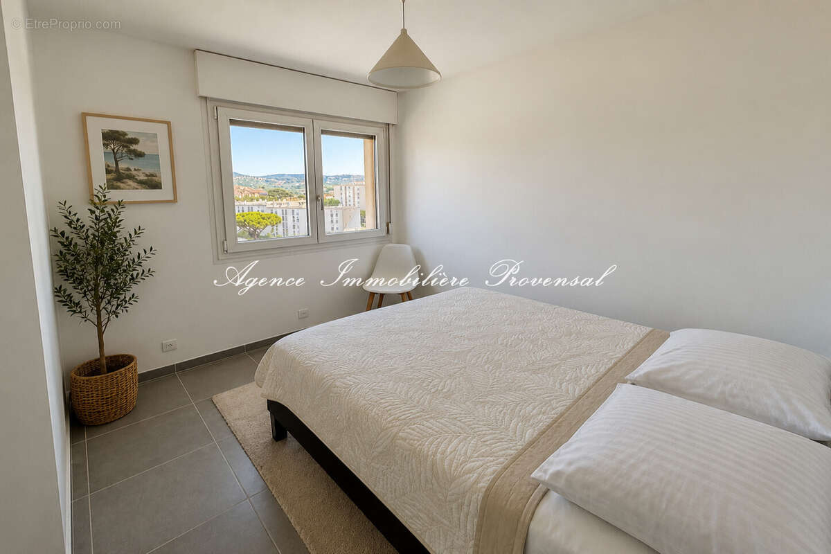 Appartement 73 m² à Sainte-Maxime  - photo 6