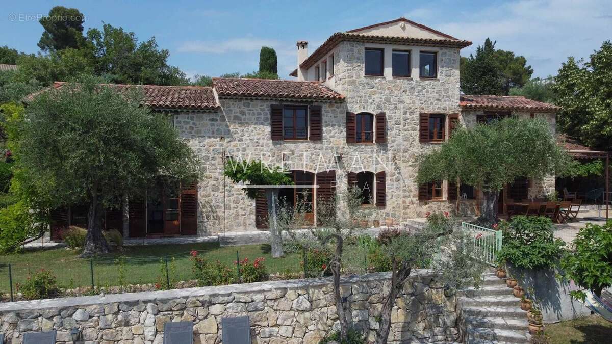 Maison à CALLIAN