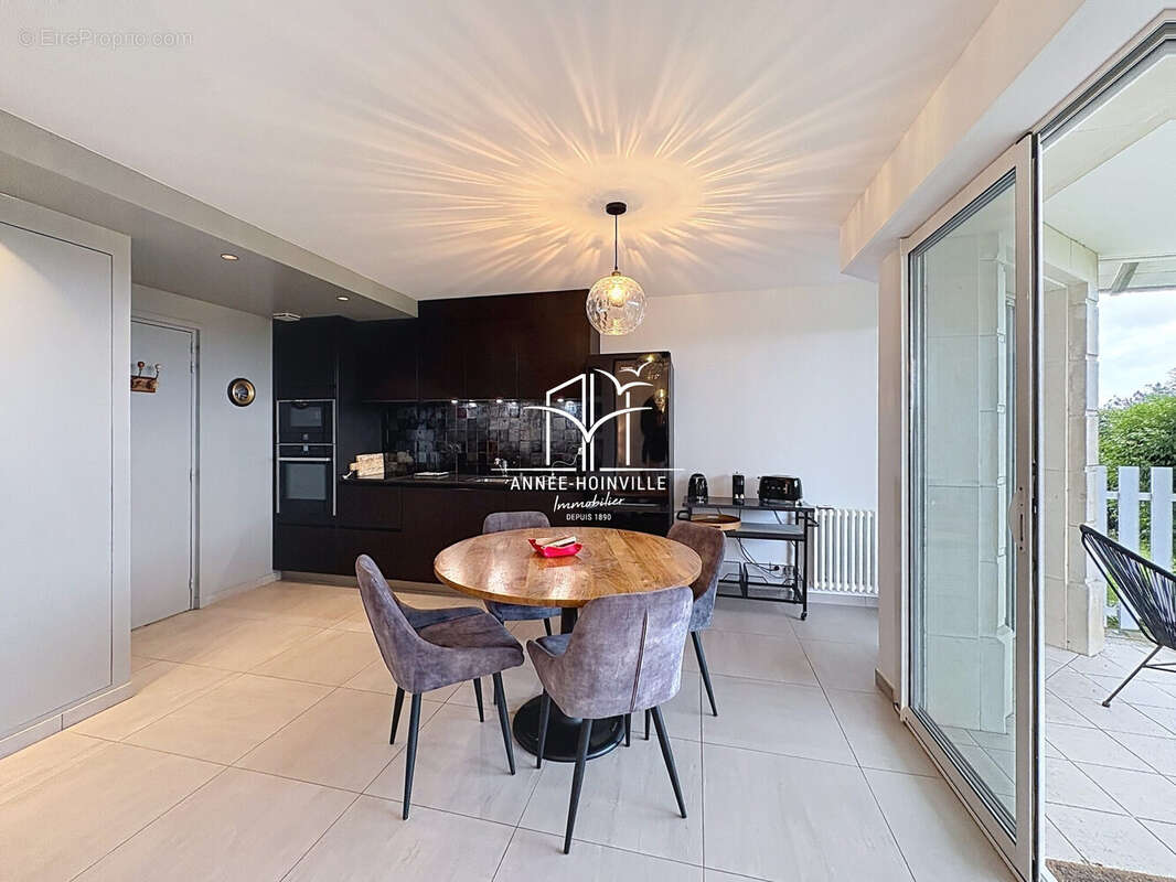 Appartement à TOURGEVILLE