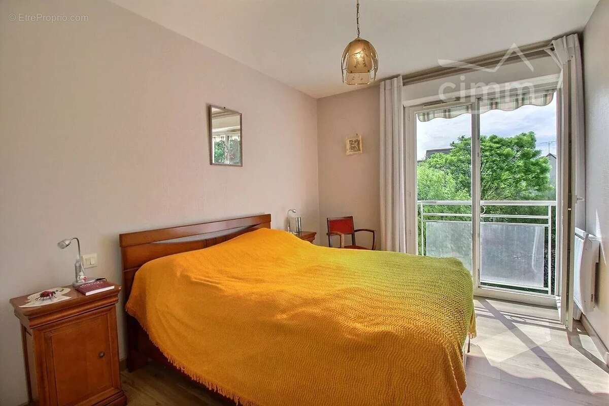 Appartement à BALLAN-MIRE