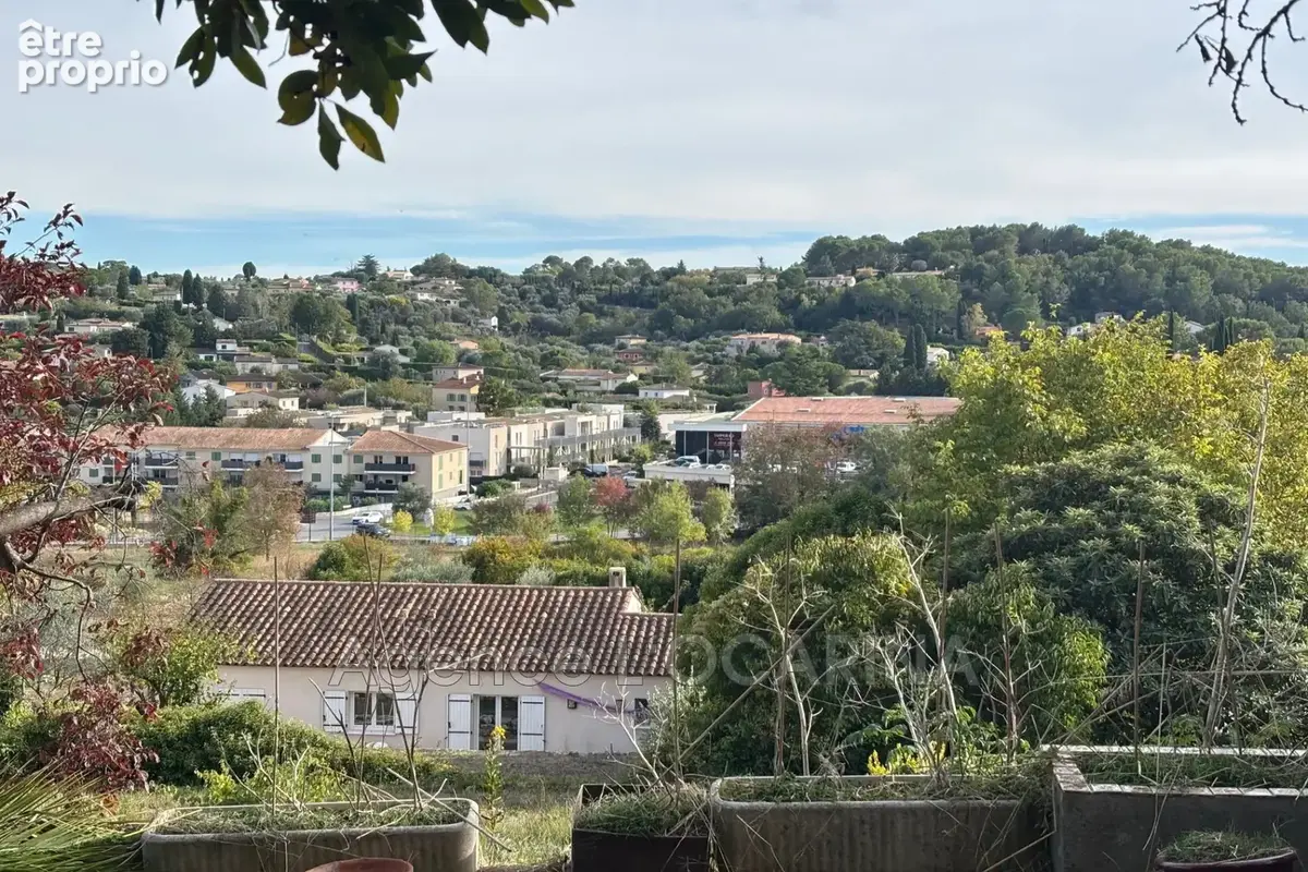 Maison 4 pièces 70 m² à vendre à Grasse (06130) - photo 2