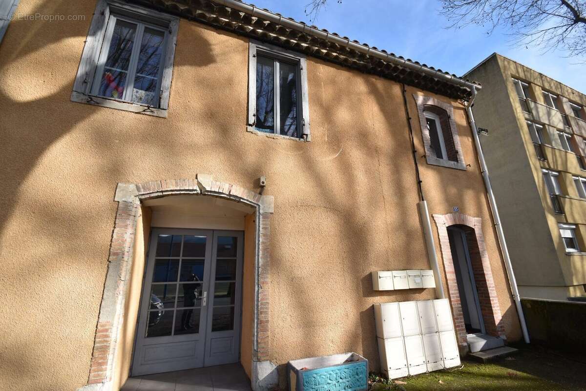 Appartement à QUILLAN