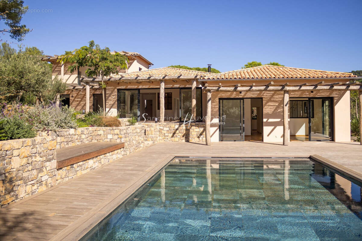 Maison à LA CROIX-VALMER