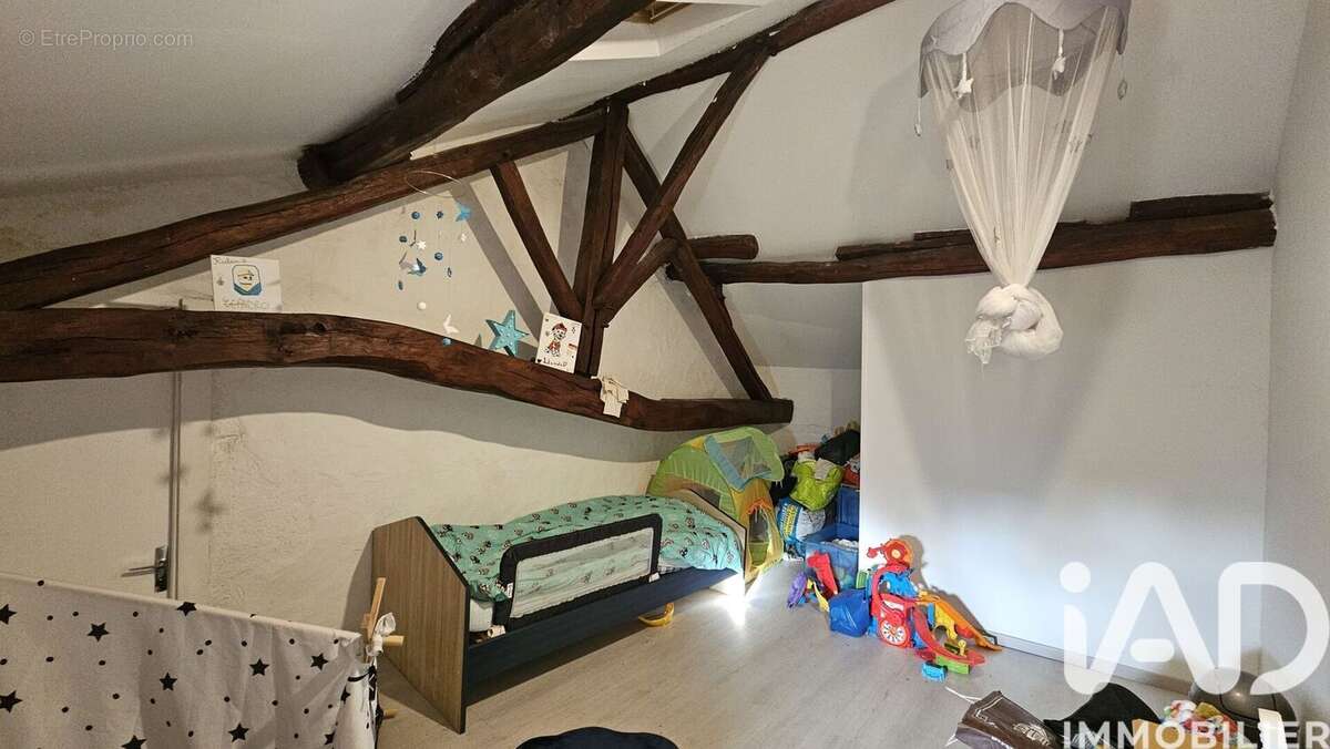 Maison 117 m² à Saint-Gaudent  - photo 7