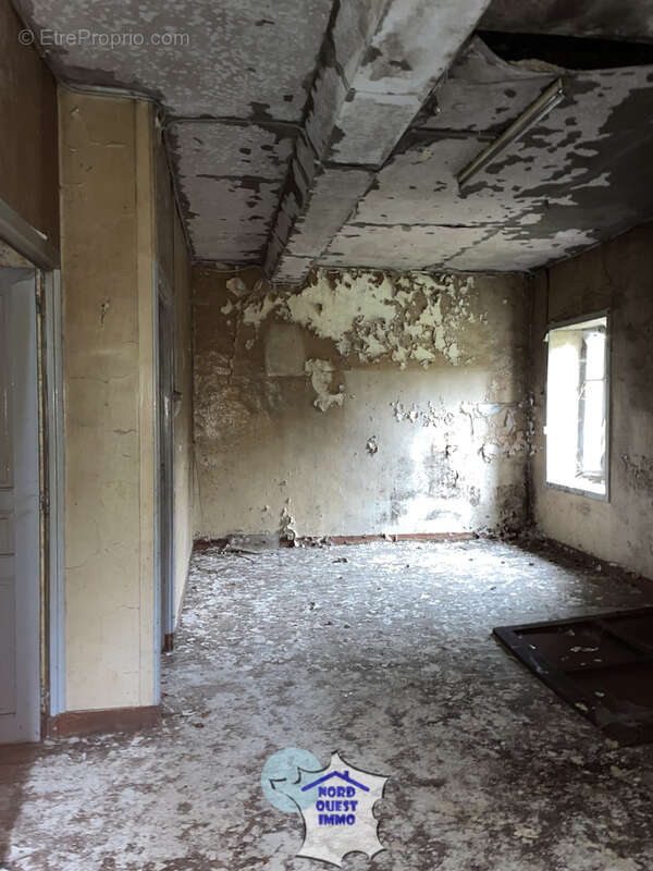 Ensemble immobilier à rénover - photo 3
