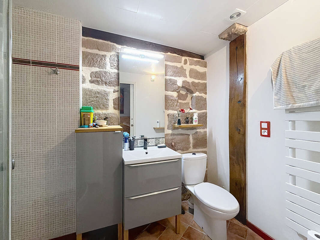 Appartement à SAINT-VIANCE